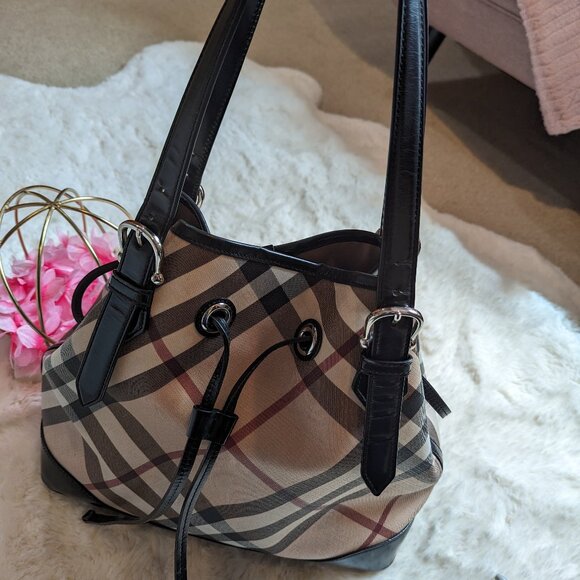 Burberry Nova Check drawstring purse tote - Picture 8 of 12